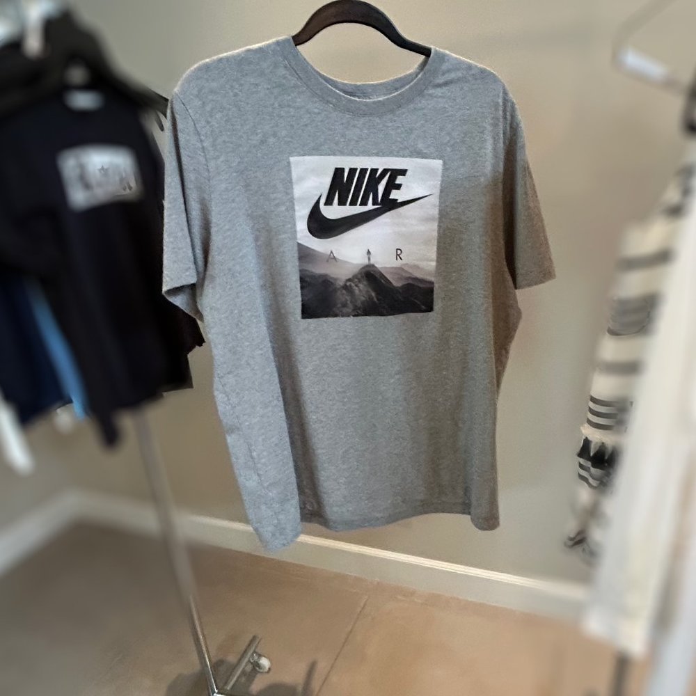 Grey Nike Men's T-shirt